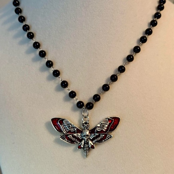 Death Moth skull Necklace Chain Wasp Steampunk Silver Gothic Butterfly - Picture 1 of 6